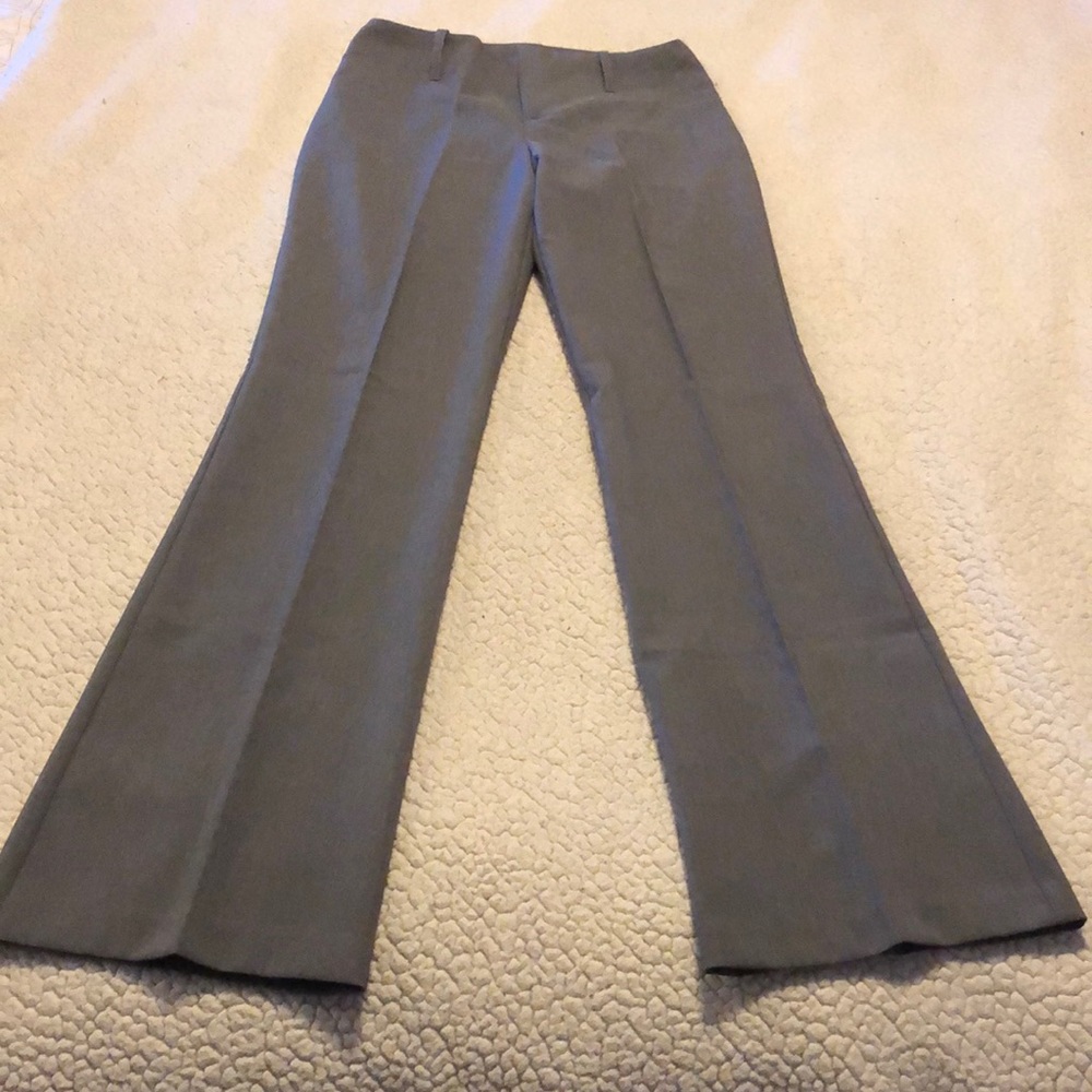 Straight leg gray office pants 👖